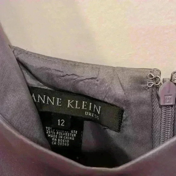 Anne Klein Lavender Evening‎ Dress - Picture 6 of 6